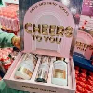 Bath & Body Works Pink 'Cheers To You' Gift Trio 🍾CHAMPAGNE TOAST 🥂